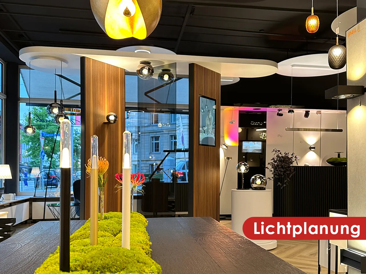 Lichtplanung: Showroom von ars vivendi mit Leuchten-Auswahl
